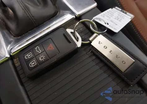 2016 Volvo S60 T5 Drive-E Premier from USA, damaged, VIN YV126MFKXG2410403